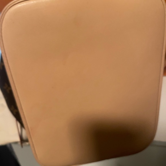 Louis Vuitton Petit Noé - Picture 5 of 9